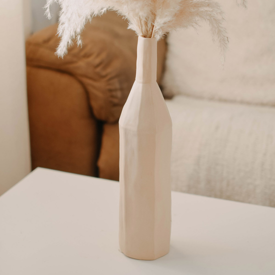 Váza - keskeny, matt bézs - 36 cm