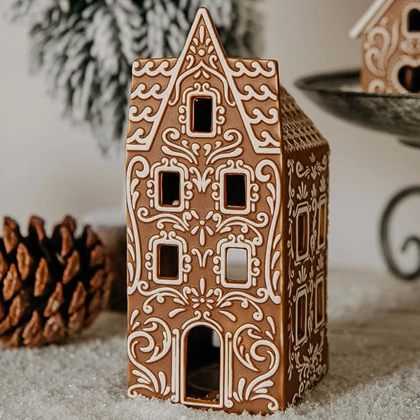 porcelán mézeskalácsházikó mécsestartó