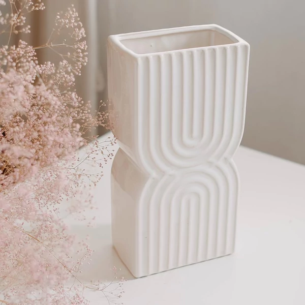 Váza - fehér - bordázott - 25 cm