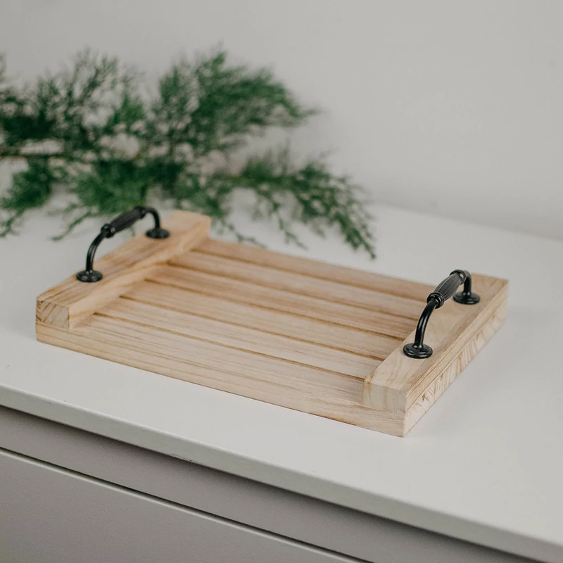 fa tálca fogantyúval