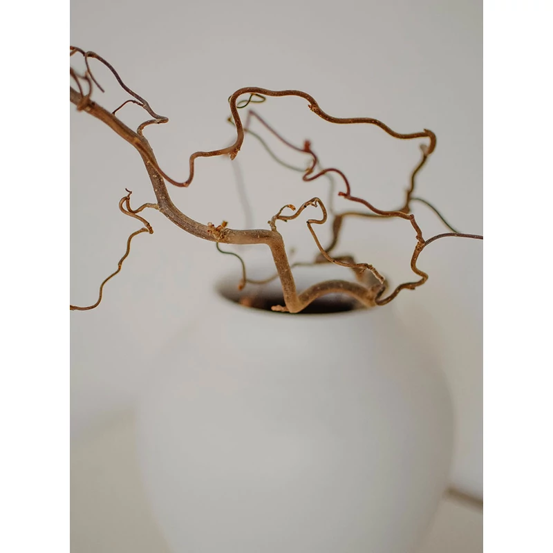 fehér kerámia váza