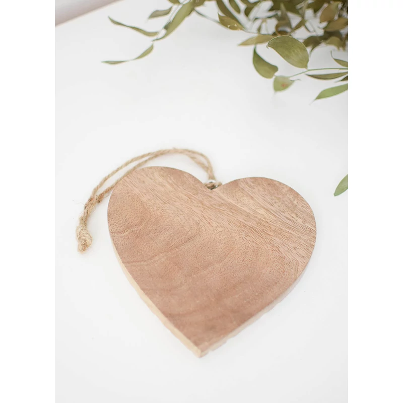 mangófa szív dekoráció