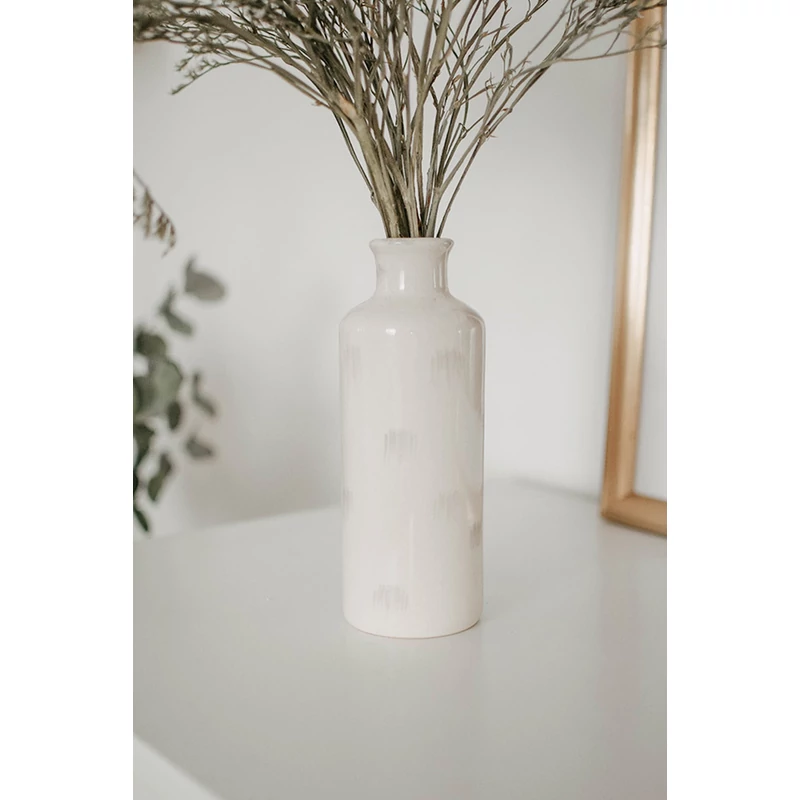 váza szárazvirággal